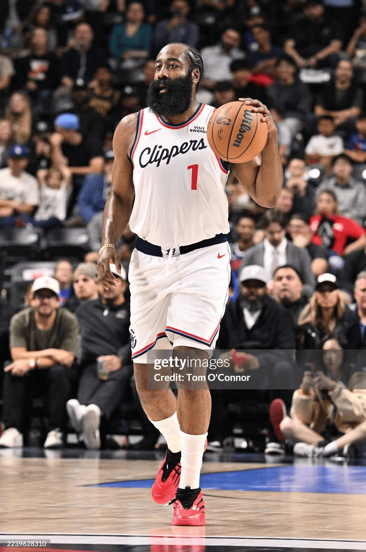 九游体育-清晨洛杉矶快船备战CBA常规赛，刷新队史纪录细节曝光，管理层满意，年轻球员得到机会的简单介绍